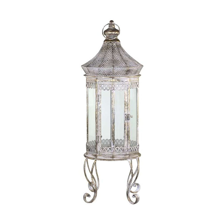 Nagyméretű, 76 cm magas, Oriental stílusú, óarany színű patinás felületű, dombormintával és fémcsipkével díszített, lábakon álló fém lámpás