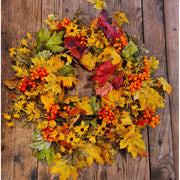 Őszi hangulatú, élethű megjelenésű, 60 cm átmérőjű, vidéki vintage stílusú, mesterséges mű, erdei ajtókopogtató koszorú.