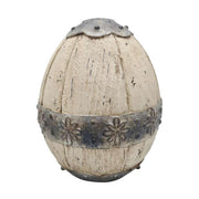 Prémium minőségű, vidéki vintage stílusú, rusztikus  patinás felületű, dombormintás fémes jellegű pántokkal díszített, fahatású nagyméretű tojás