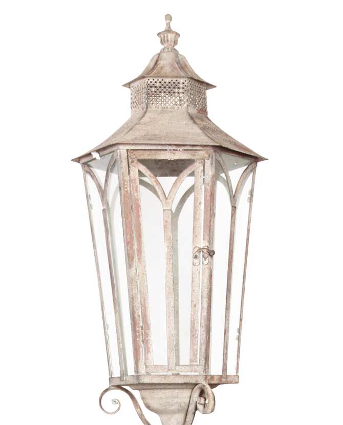 Óriás méretű, 140 cm magas, antik szürke színű patinás fémből készült dekoratív fém kandeláber lámpás