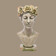 Óriás méretű, női mellszobor formájú, 55 cm magas, antikolt felületű, műgyantából készült kaspó büszt.