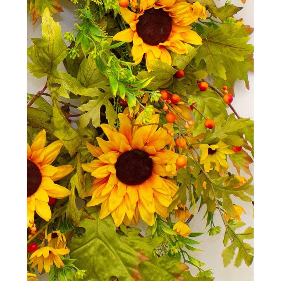 Őszi hangulatú, élethű megjelenésű, 65 cm átmérőjű, vidéki vintage stílusú, mesterséges mű napraforgó ajtókopogtató koszorú.