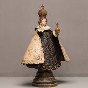 Prágai Kis Jézust ábrázoló figura.