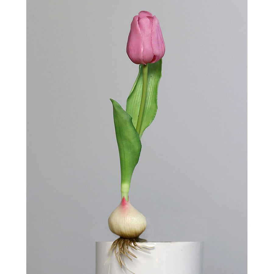 Rózsaszín színű hagymás mű tulipán