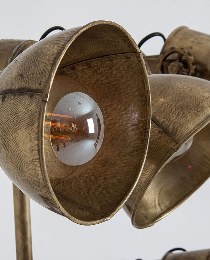 Ipari stílusú, 3 lábú, állítható magasságú, 6 lámpás antikolt bronz színű állólámpa