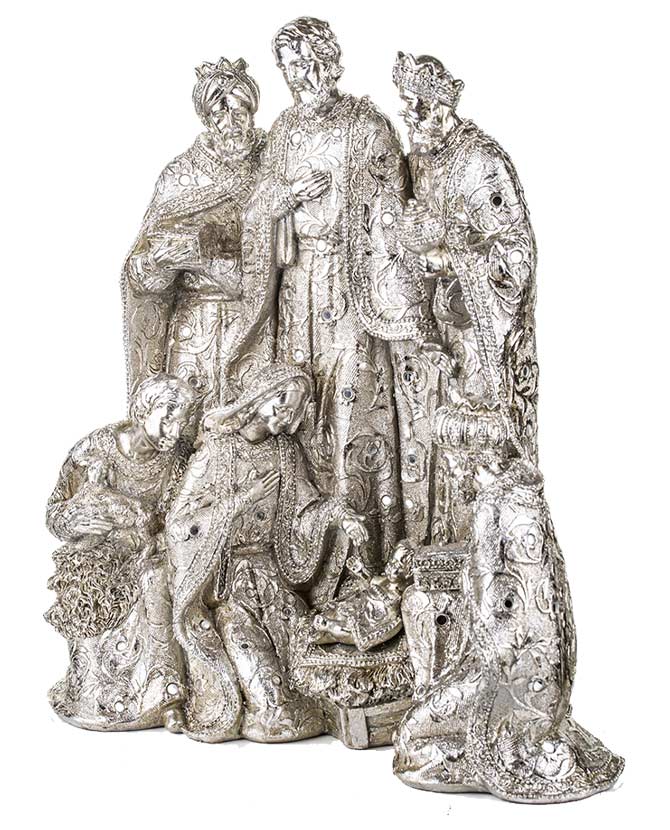 Prémium kategória, exkluzív megjelelésű, 40,5 cm magas, ezüst színű karácsonyi betlehem