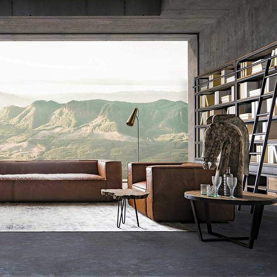 Kortárs loft stílusú bőr bútor szett modern lakásban.