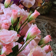 68 cm magas, rózsaszín színárnyalatú mesterséges liziantusz művirág