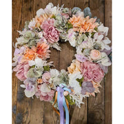 Exkluzív, prémium minőségű, élethű mesterséges művirágokból készült, nagyméretű ajtókopogtató koszorú 
