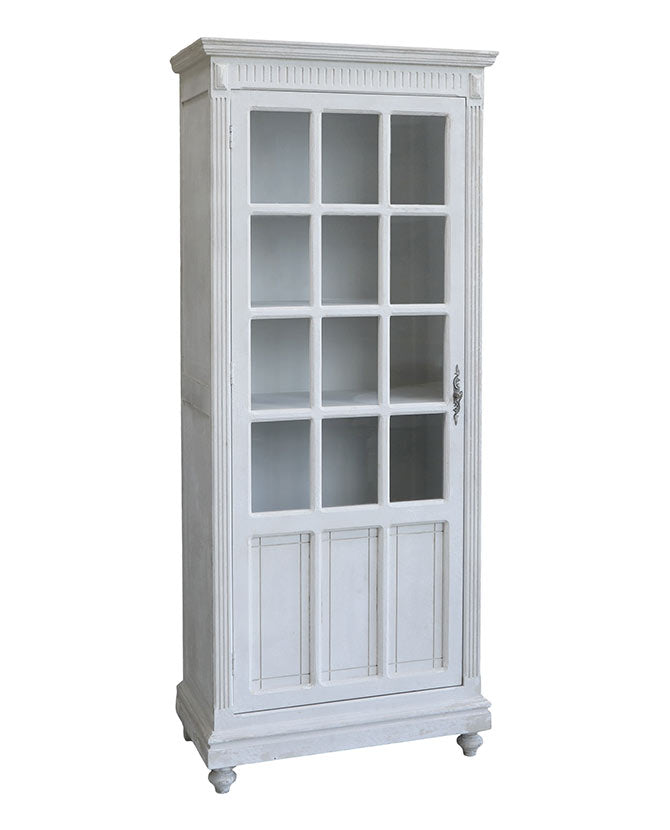 Provanszi stílusú, rusztikus felületű antik fehér színű vitrines tárolószekrény.