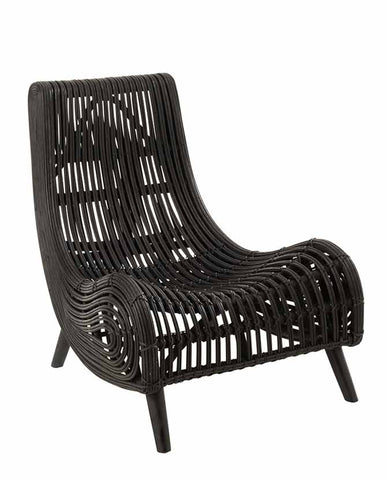 Fekete színű formatervezett rattan pihenő-relaxációs fotel.