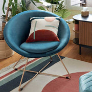 2 db modern retro stílusú, olajkék színű bársonnyal kárpitozott fotel, arany színű fém lábakkal