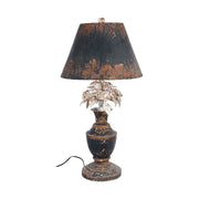 Shabby Chic stílusú, patinás, antikolt fémből készült, nagyméretű asztali lámpa.