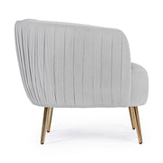 Skandináv stílusú, halványszürke színű bársonnyal kárpitozott fotel, arany színű fém lábakkal.