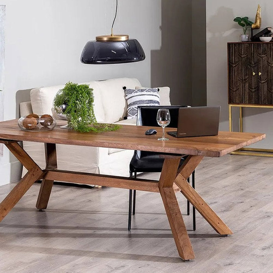 Nagyméretű, 220 cm hosszú és 90 cm széles, tömör trópusi suarfából készült modern skandináv stílusú étkezőasztal