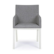 Modern kortárs stílusú, szürke színű, időjárás álló szövettel kárpitozott kerti karosszék.