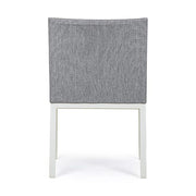 Modern kortárs stílusú, szürke színű, időjárás álló szövettel kárpitozott kerti karosszék.