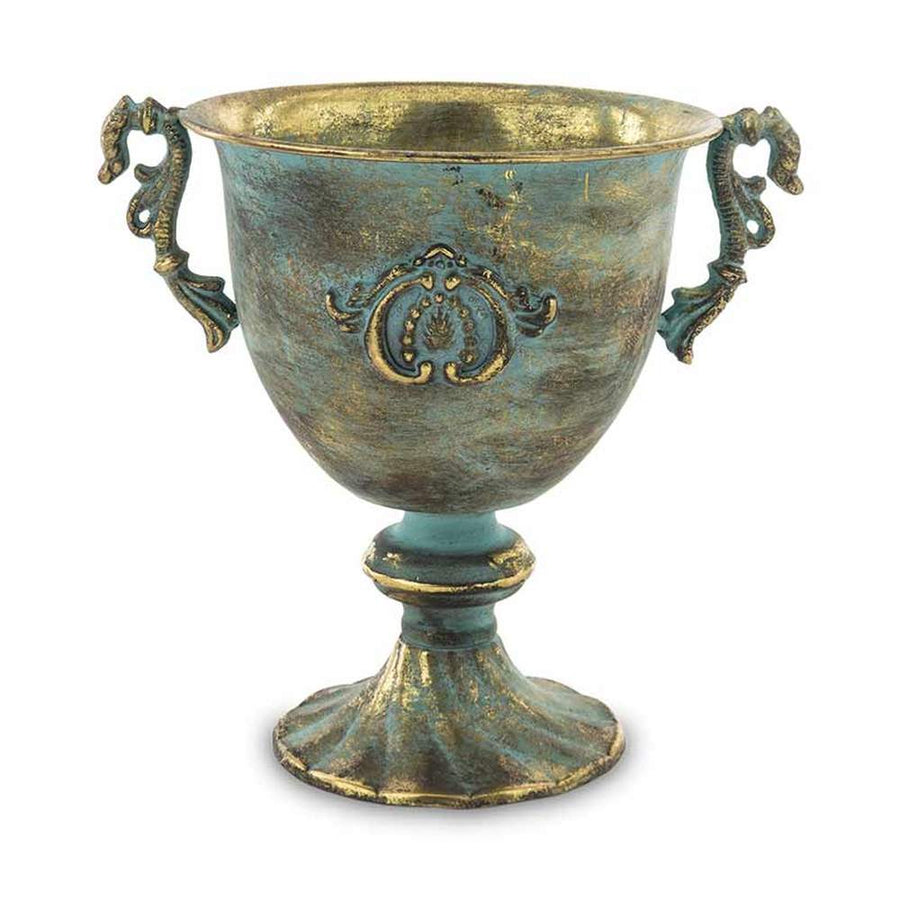 Patinás óarany színű, dombormintával díszített talpas fémkaspó