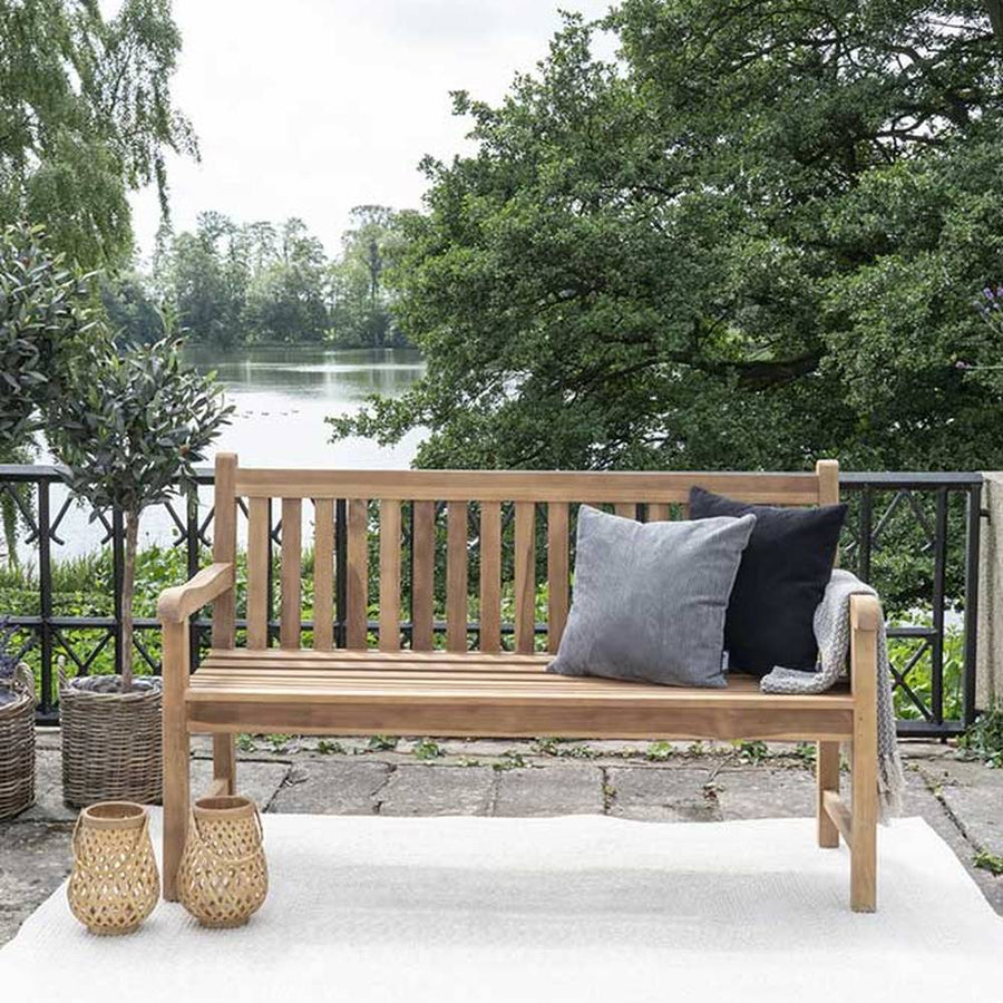 Mediterrán stílusú, 150 cm hosszú, kézműves kerti teakfa pad.