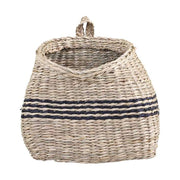 Tengerifűből készült, natúr színű fali kosár. 