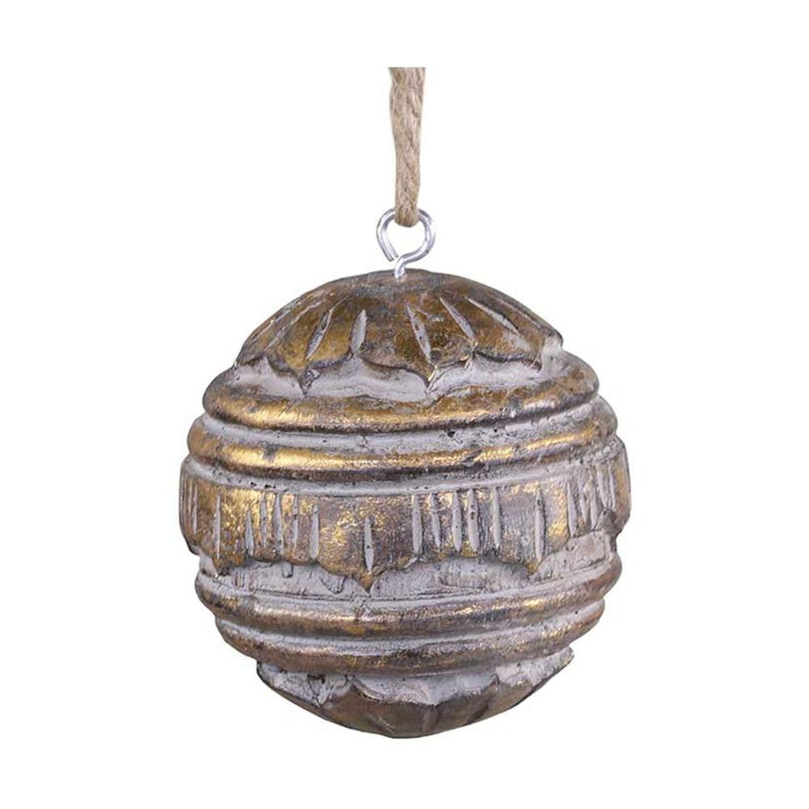 Antikolt, arany felületű, fából készült , gömb formájú karácsonyfadísz .