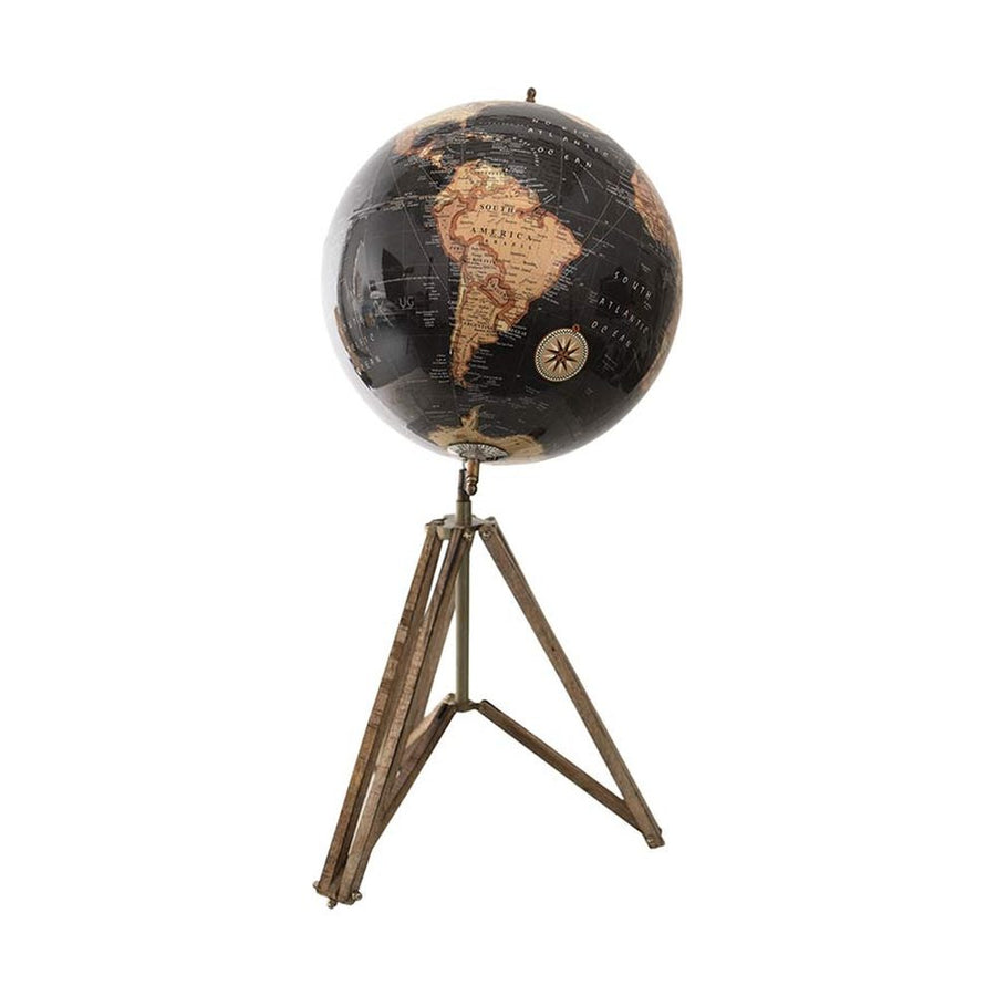 Antik fekete alapszínű, 31 cm átmérőjű és 67 cm magas, vintage stílusú földgömb, fémmel megerősített fa lábakon.