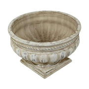 Vintage stílusú, antikolt krém színű, 22 cm átmérőjű, öblös kialakítású talpas kerámiakaspó