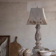 Antikolt mázas, szürke színű növényi motívummal díszített kerámia tojás.