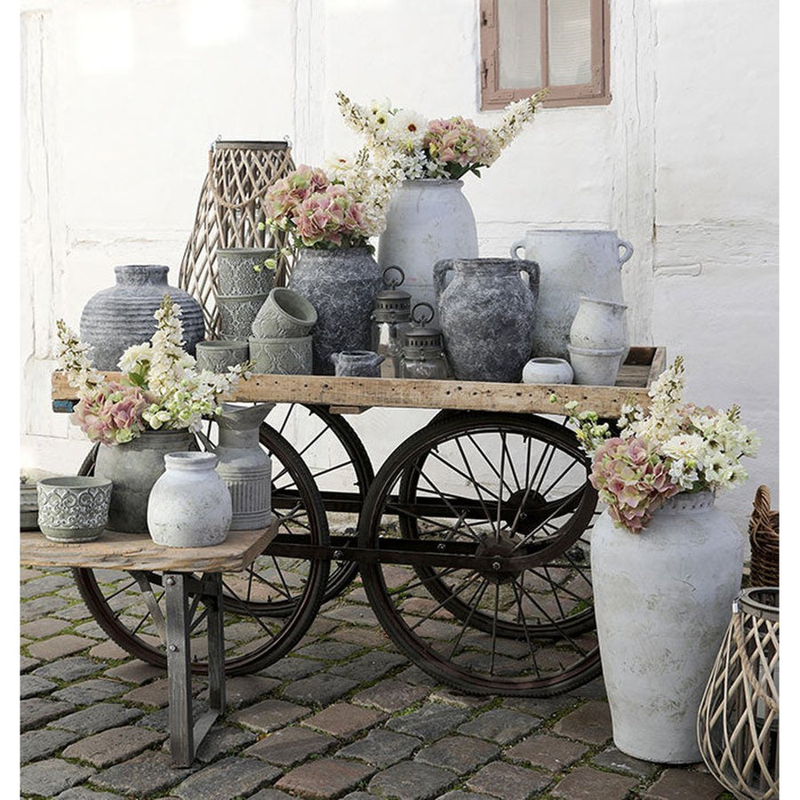 Vintage stílusú, vásári kerekes faasztal