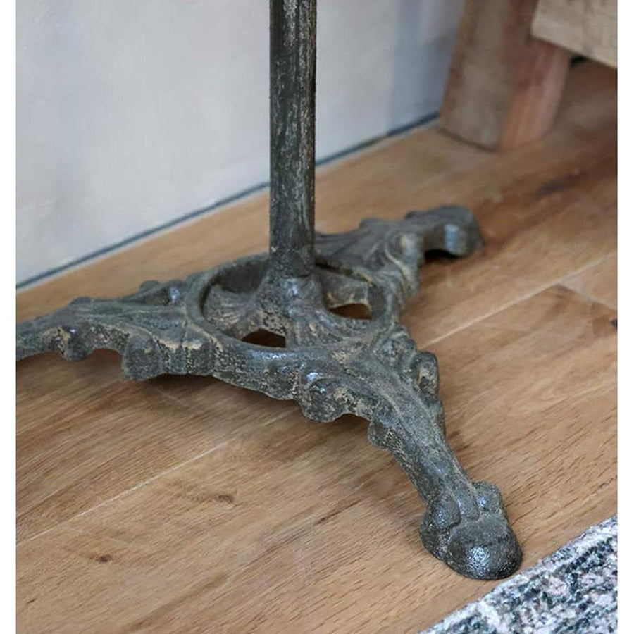 Bronz színű öntöttvas láb.