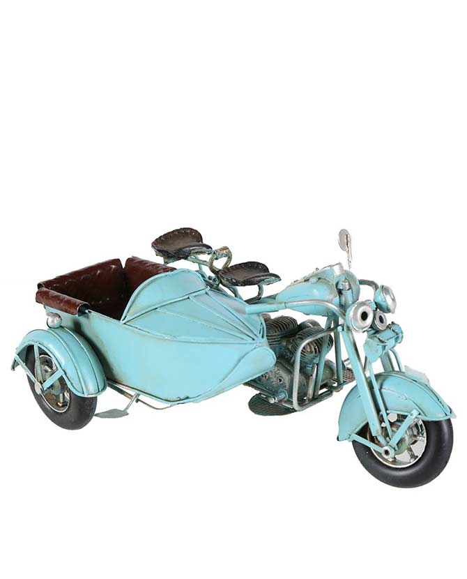 Kék színű, oldalkocsis motorkerékpár modell.