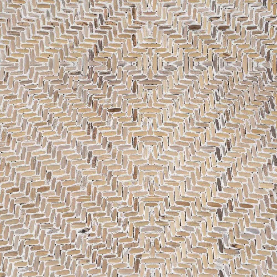 Bézs színű, natúr rattan szövet.
