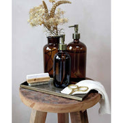 2 féle méretű, sötétbarna üvegű, nagyméretű, vintage stílusú folyékony szappanadagló.